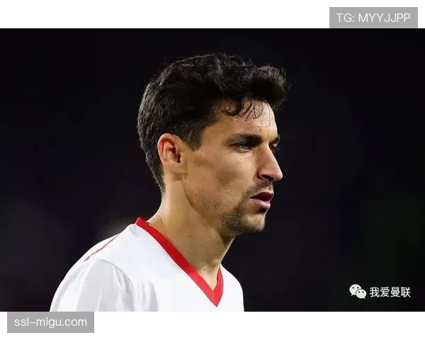 特写：38岁的赫苏斯·纳瓦斯仍在塞维利亚右路送出精准传中